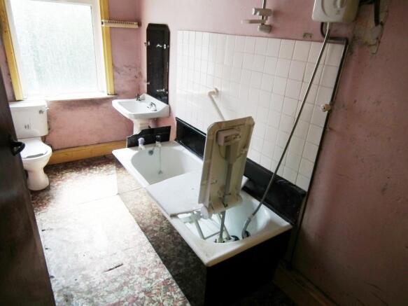 Upstairs Bathroom