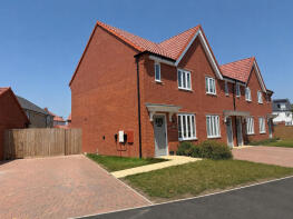 10, Saunders Road, Felixstowe IP11 9GR