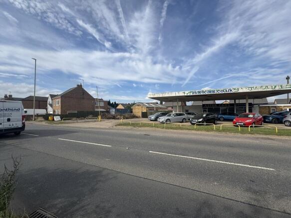 Aster Cars, 162 Peterborough Road, Whittlesey, Cambridgeshire, PE7 1PD photo 2