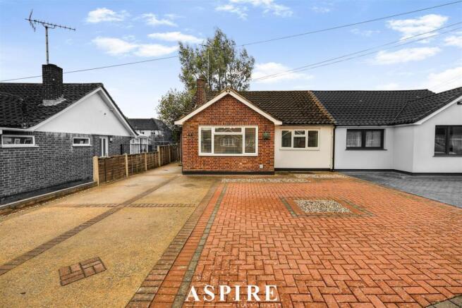 Sandown Road, Benfleet photo 4