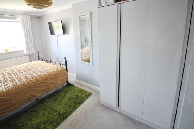3 bed Semi-Detached for sale Image 10