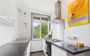 Flat 2, 168, Austhorpe Road, Cross Gates, Leeds LS15 8EF