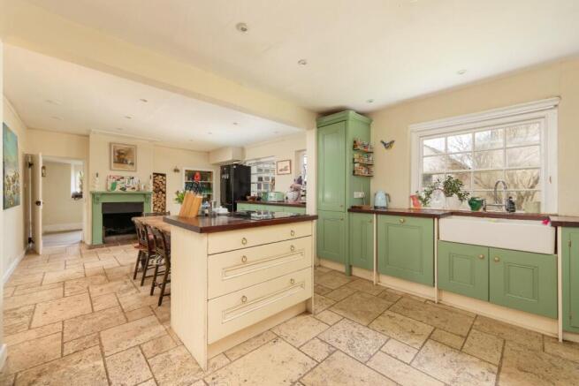 Kitchen / Breakfast Room