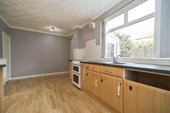2 bed Semi-Detached for sale Image 9