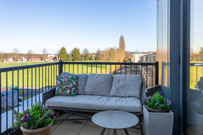 3 bed Duplex for sale Image 6