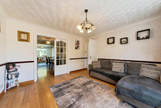 Mayfair Drive, Spalding photo 3