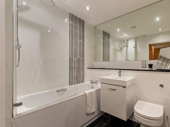 bathroom 1.jpeg