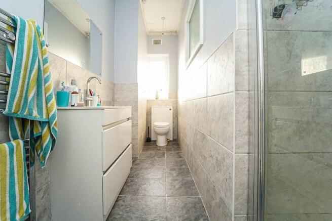 Smart shower r...