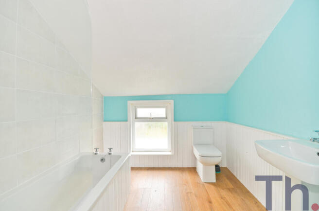 Bathroom.JPG