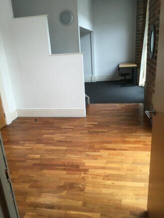 1 bed Apartment to rent Image 7