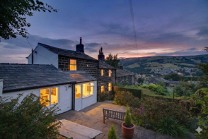 5 New Delight, Hall Bank Lane, Mytholmroyd, Hebden Bridge HX7 5HF
