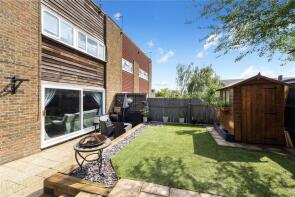 2, Kestrel Close, Edenbridge TN8 6BL