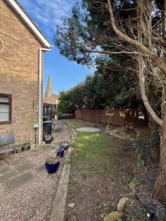 Side Garden& Spire