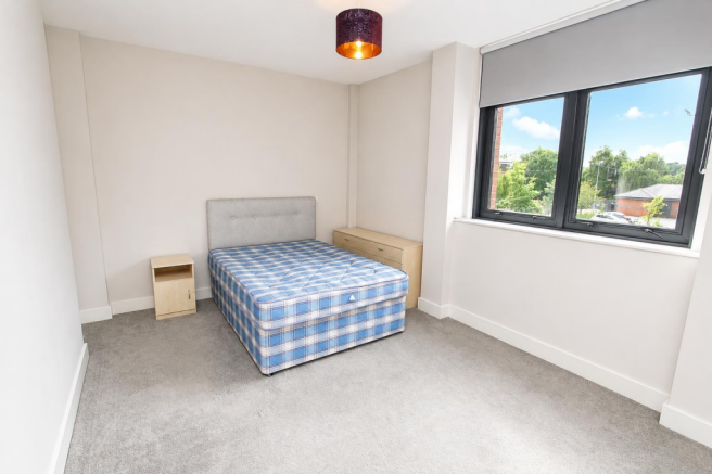 2 bed Flat to rent Image 6