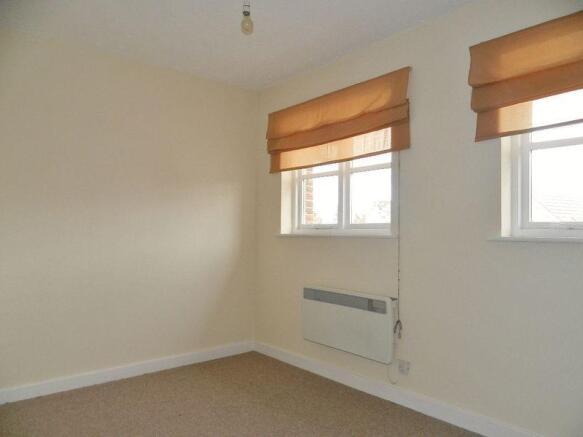 Bedroom 1 (1)