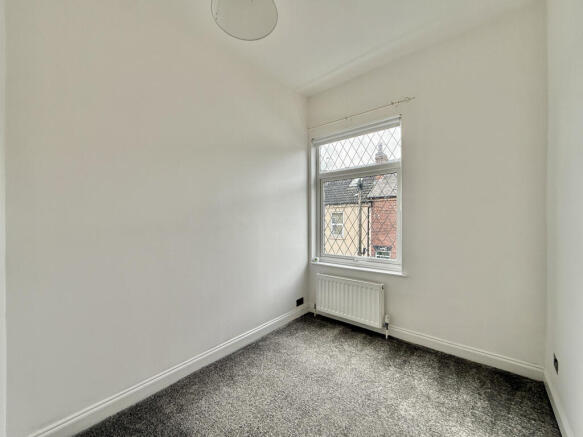 3 bed Semi-Detached for sale Image 8
