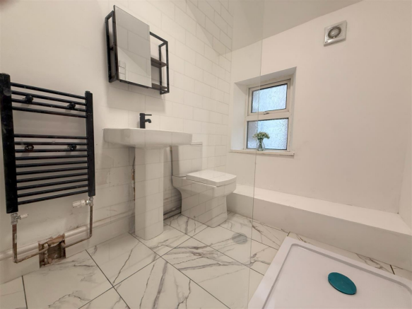 Bathroom 2.png