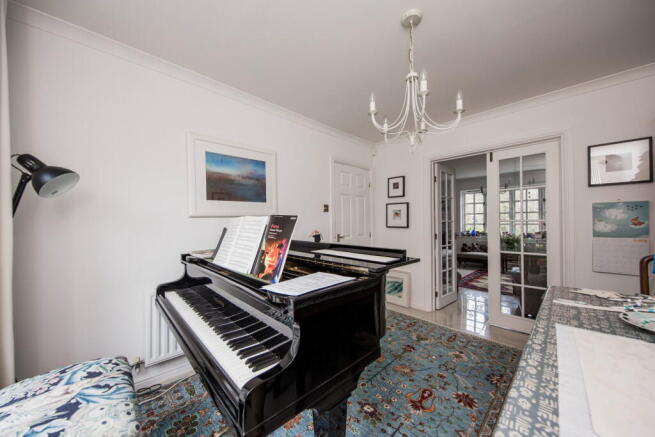 Meadow Rise, Horam photo 4