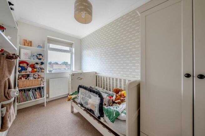 4 bed Semi-Detached for sale Image 8
