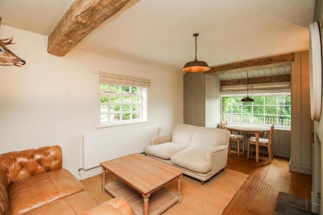 2 bed Cottage to rent Image 5