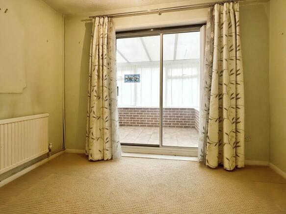 f8861a2b-Bedroom ...