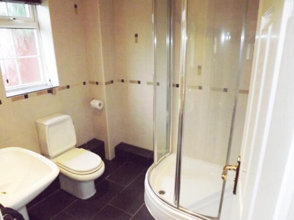 Gfloor Shower Room