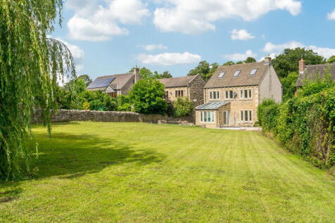 Bilham Road, Clayton West, HD8