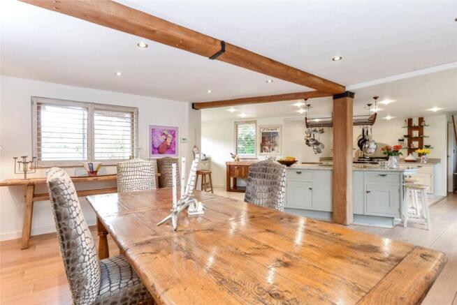 Kitchen/Dining