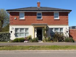 1, Heath Way, Shenley, Radlett WD7 9FG