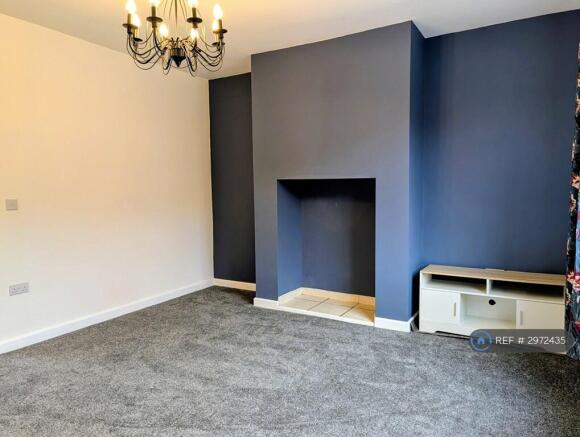 3 bed Semi-Detached to rent Image 11