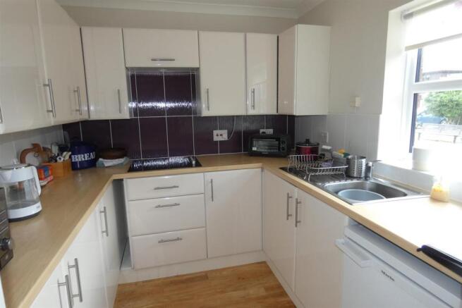 Kitchen.JPG