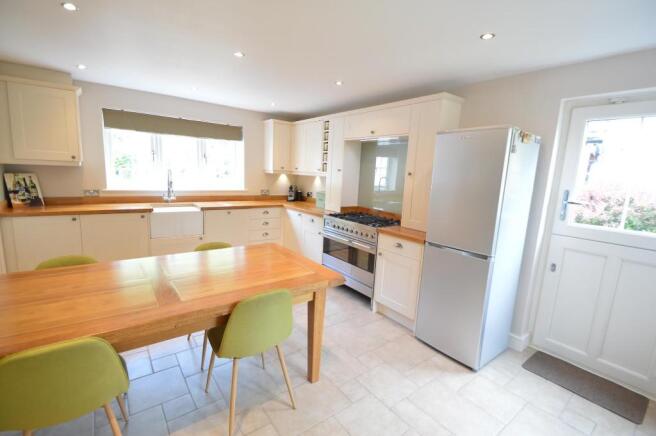 Kitchen diner