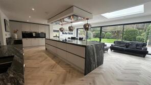 27, George Lane, Beverley HU17 8XX