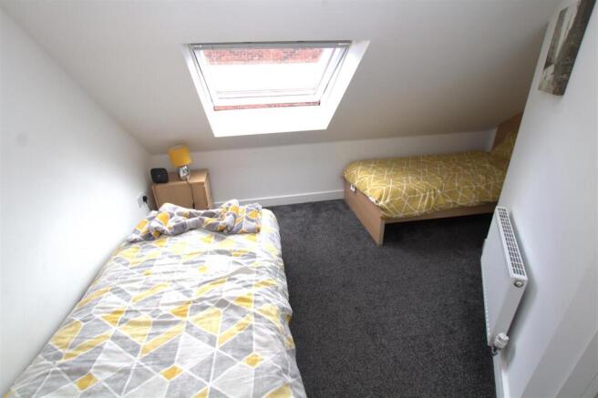 4 bed End of Terrace to rent Image 7