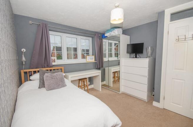 Bedroom 2.jpg