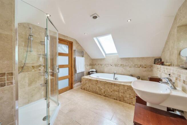 Ensuite Bathroom