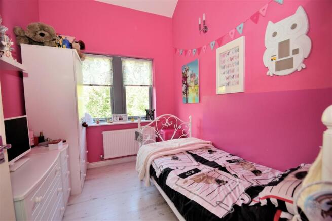 Bedroom 4.JPG