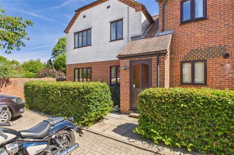 Greenways Meadow Lane, Pangbourne, Reading, Berkshire, RG8