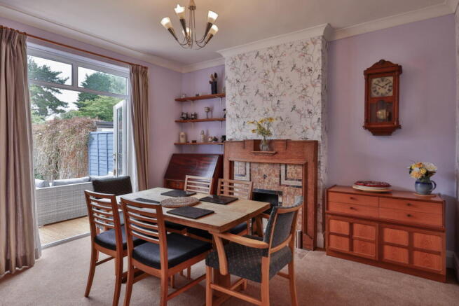 4 bed Detached for sale Image 5