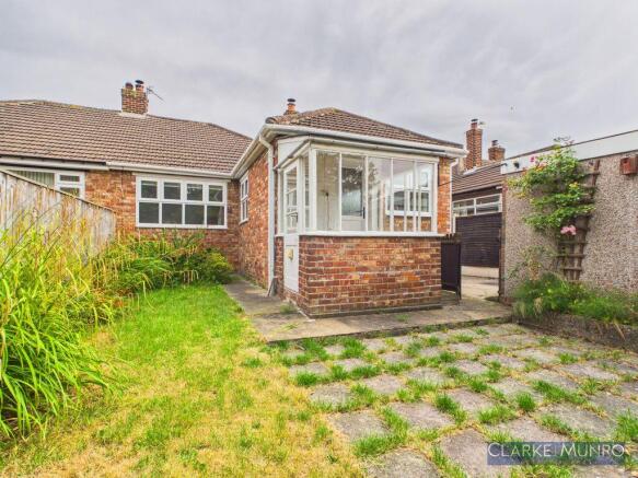 2 bed Detached Bungalow for sale Image 12