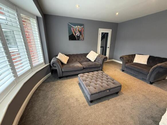 Additional Lounge...