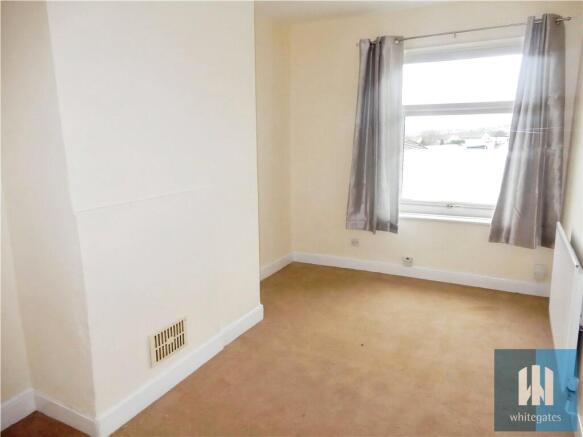 2 bed Terraced to rent Image 10