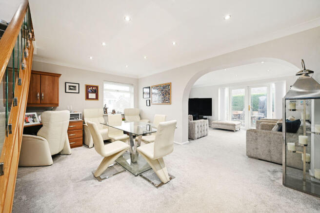 Open Plan Living / Dining