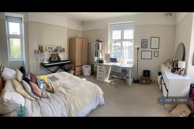 Bedroom 3 (Reception Room)