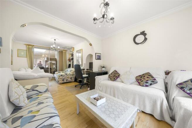 Bourne Avenue, Hayes, UB3 photo 4