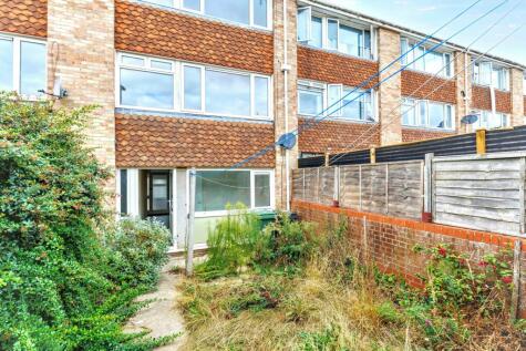 8 The Lees, Faringdon, SN7 7BB