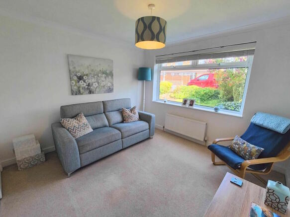 4 bed Semi-Detached for sale Image 12