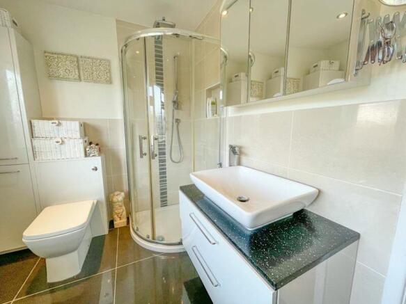 Ensuite Bathroom/Shower Room