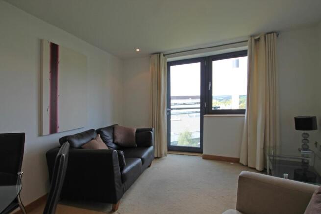 1 bed Flat to rent Image 4