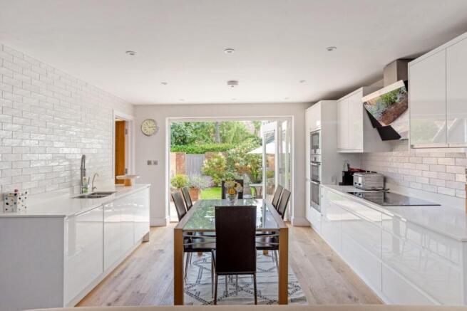4 Cromwell Garden...